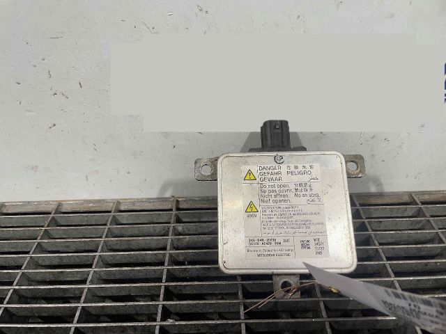 bontott MAZDA 3 Xenon Trafó