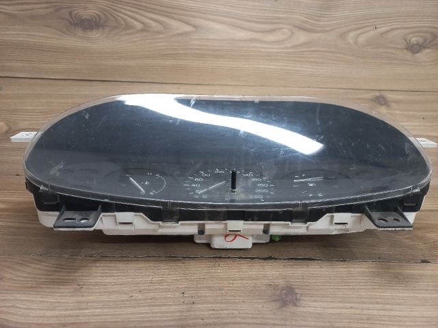 bontott MAZDA 323 Kilométeróra