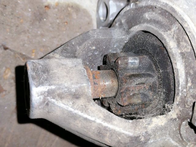 bontott MAZDA 323 Önindító