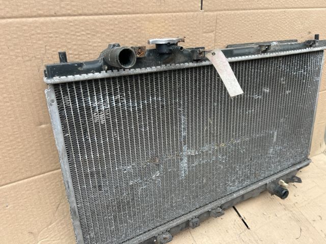 bontott MAZDA 323 Vízhűtő Radiátor (Nem klímás)