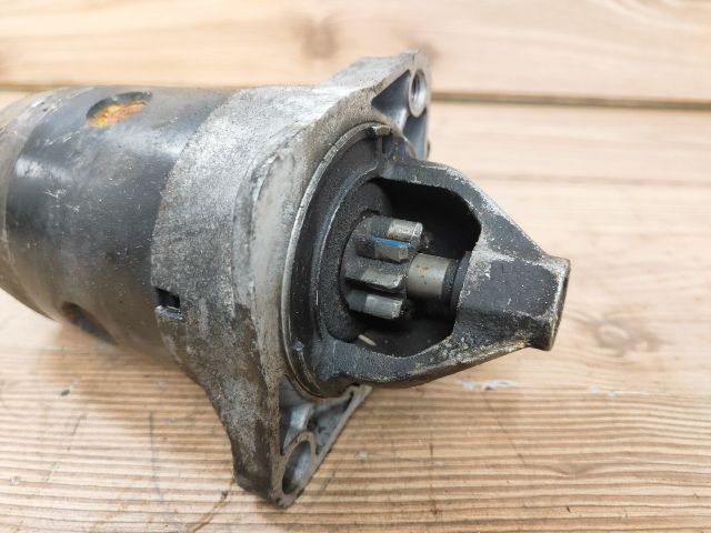 bontott MAZDA 323 Önindító