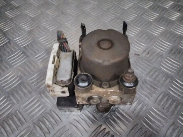 bontott MAZDA 323 ABS Kocka