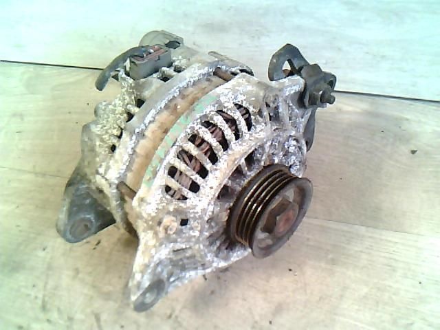 bontott MAZDA 323 Generátor