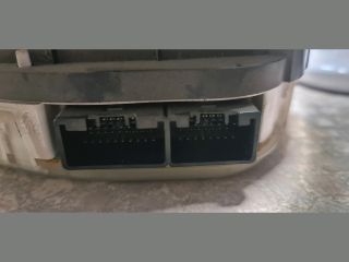 bontott MAZDA 323 Kilométeróra