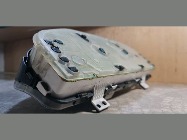 bontott MAZDA 323 Kilométeróra