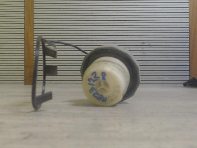 bontott MAZDA 323 Tanksapka