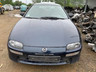 bontott MAZDA 323 Bal első Csonkállvány Kerékaggyal