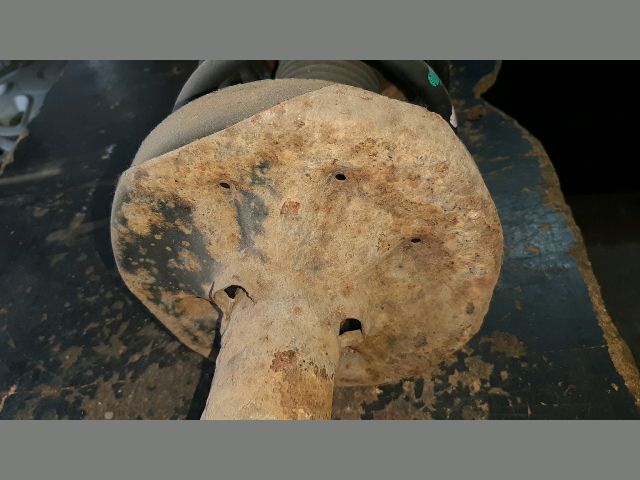 bontott MAZDA 323 Bal első Gólyaláb (Lengécsillapító, Rugó)