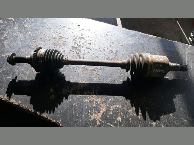 bontott MAZDA 323 Bal Féltengely