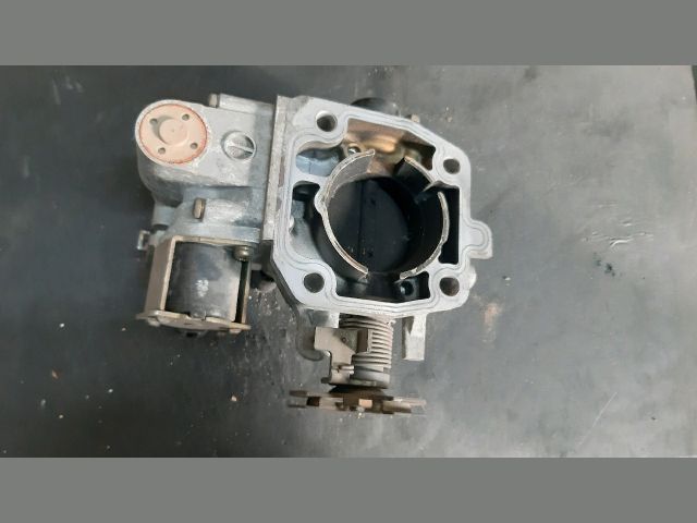 bontott MAZDA 323 Fojtószelep (Mechanikus)