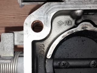 bontott MAZDA 323 Fojtószelep (Mechanikus)