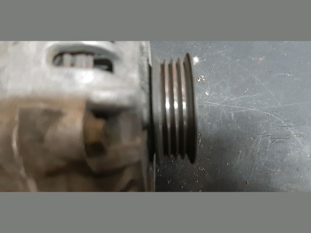 bontott MAZDA 323 Generátor