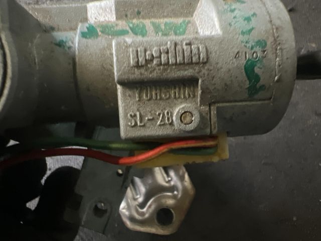 bontott MAZDA 323 Gyújtáskapcsoló