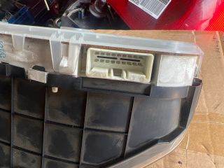 bontott MAZDA 323 Kilométeróra