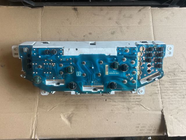 bontott MAZDA 323 Kilométeróra