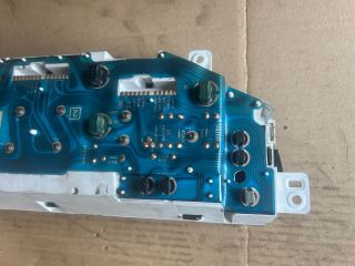 bontott MAZDA 323 Kilométeróra