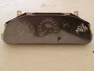 bontott MAZDA 323 Kilométeróra