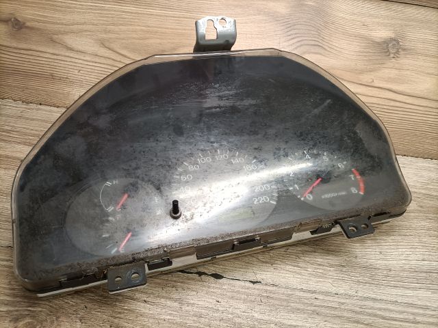 bontott MAZDA 323 Kilométeróra