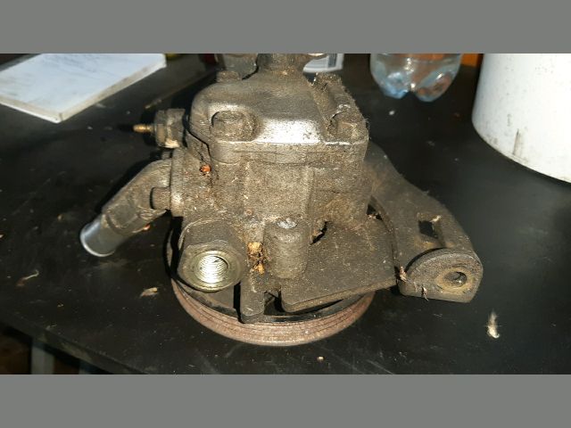 bontott MAZDA 323 Kormányszervó Motor (Hidraulikus)