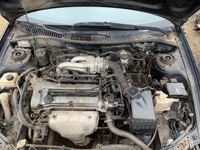 bontott MAZDA 323 Motor (Fűzött blokk hengerfejjel)