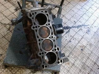 bontott MAZDA 323 Motorblokk (Fűzött)