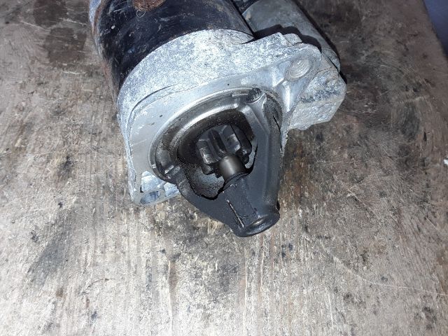 bontott MAZDA 323 Önindító