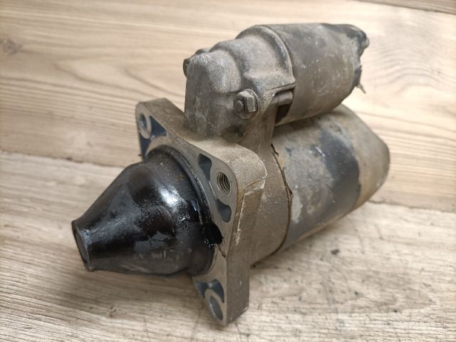 bontott MAZDA 323 Önindító