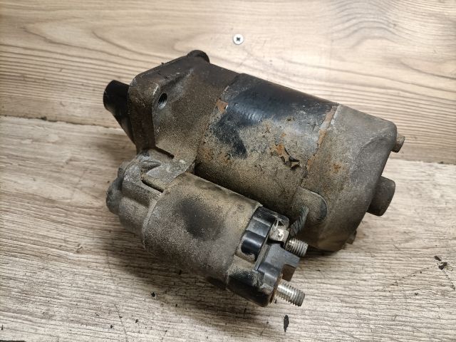 bontott MAZDA 323 Önindító