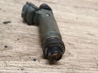 bontott MAZDA 323 Porlasztó (1 db)