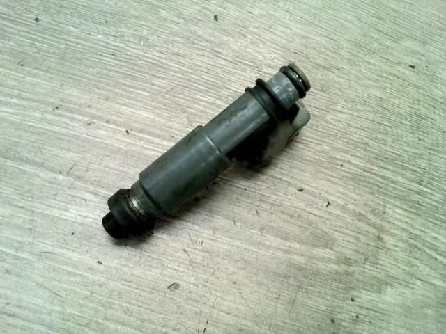 bontott MAZDA 323 Porlasztó (1 db)