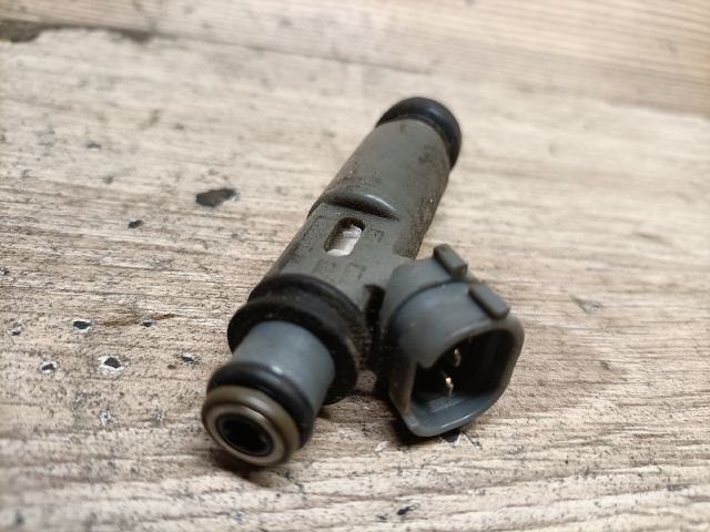 bontott MAZDA 323 Porlasztó (1 db)