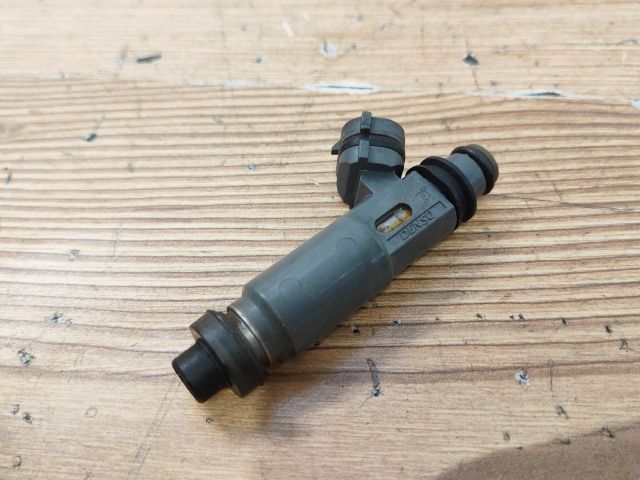 bontott MAZDA 323 Porlasztó (1 db)