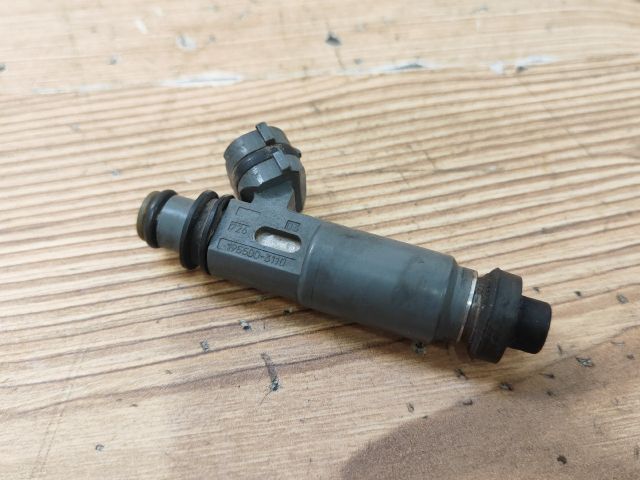 bontott MAZDA 323 Porlasztó (1 db)