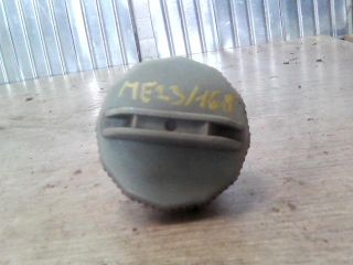 bontott MAZDA 323 Tanksapka