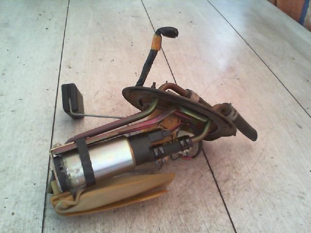 bontott MAZDA 323 Üzemanyag Szivattyú