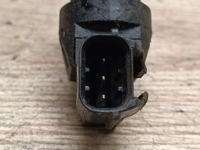 bontott MAZDA 323 Vezérműtengely Fordulatszám Jeladó