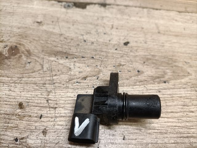 bontott MAZDA 323 Vezérműtengely Fordulatszám Jeladó