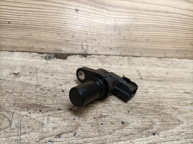 bontott MAZDA 323 Vezérműtengely Fordulatszám Jeladó