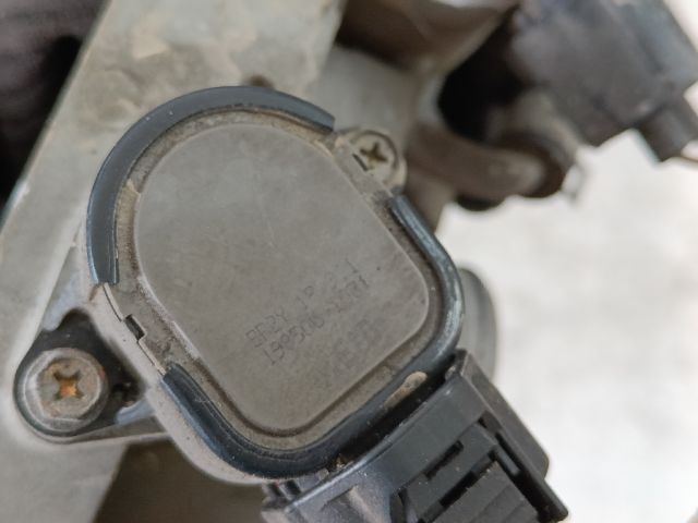 bontott MAZDA 323 Fojtószelep (Mechanikus)