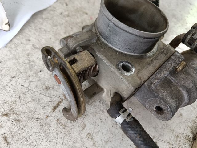 bontott MAZDA 323 Fojtószelep (Mechanikus)