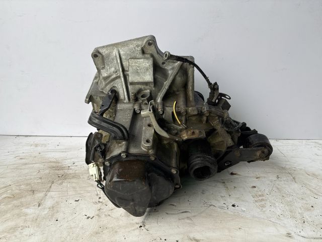 bontott MAZDA 323 Váltó (Mechanikus)