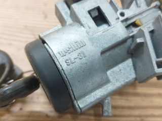 bontott MAZDA 323 Gyújtáskapcsoló Házzal