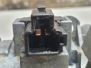 bontott MAZDA 323 Gyújtáskapcsoló Házzal