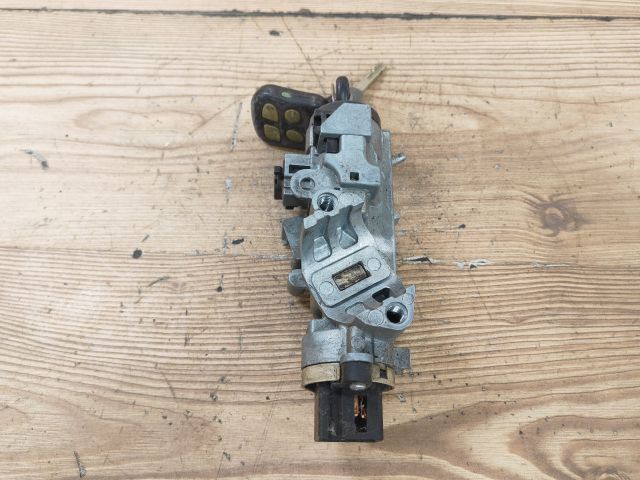 bontott MAZDA 323 Gyújtáskapcsoló Házzal