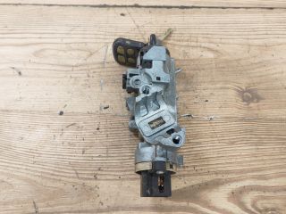 bontott MAZDA 323 Gyújtáskapcsoló Házzal