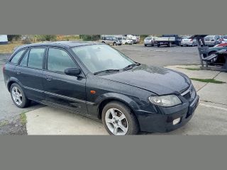 bontott MAZDA 323 Jobb első Csonkállvány