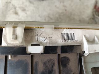 bontott MAZDA 323 Kilométeróra