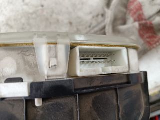 bontott MAZDA 323 Kilométeróra