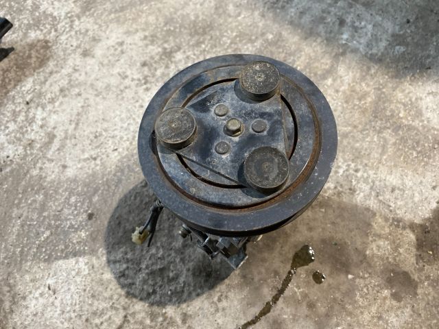 bontott MAZDA 323 Klímakompresszor