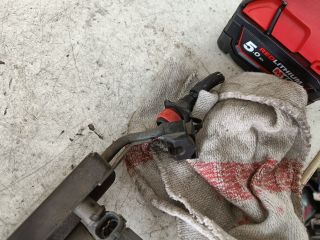 bontott MAZDA 323 Porlasztó Sor / Híd